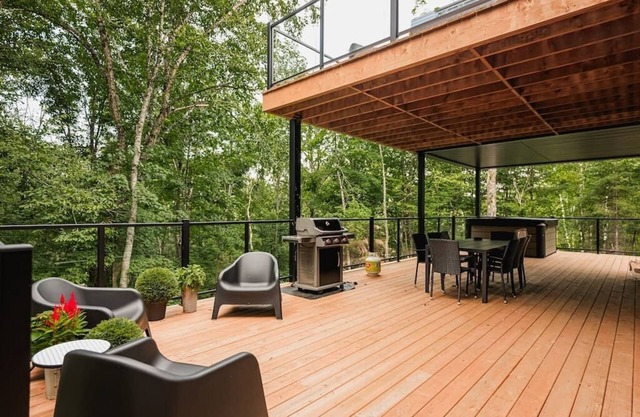 Charming & Cozy Modern Chalet near Tremblant