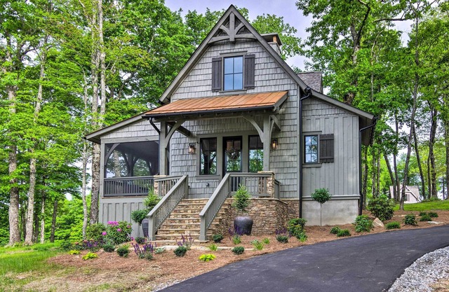 Charming Craftsman w/ Porch + Community Perks!