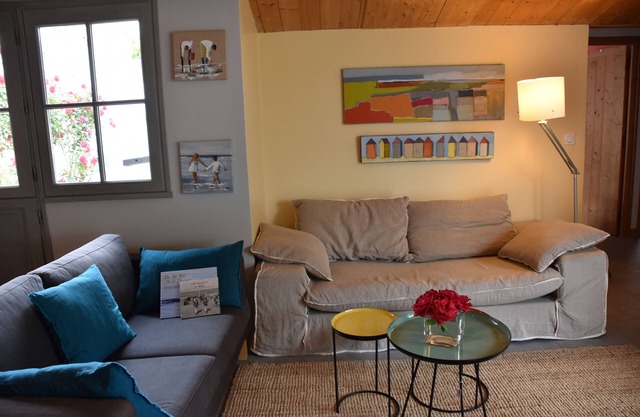 Charming family house in peace, between palges and salt marshes