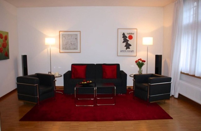 Charming flat/near lake (FB9)