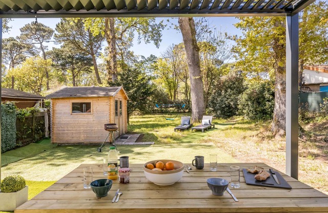 Charming Renovated House Near Beach with Garden & Parking