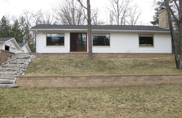 Charming Home on the mainstream of the Au Sable River.
