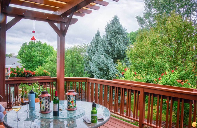 Charming Home w/Yard ~ 12 Mi to Fort Collins
