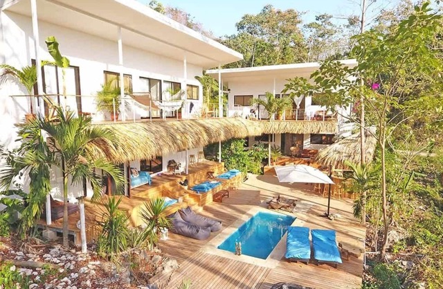 Charming Hotel