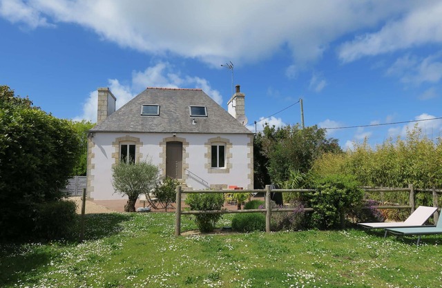Charming house 600m from the sea with WIFI in PLEUMEUR - BODOU