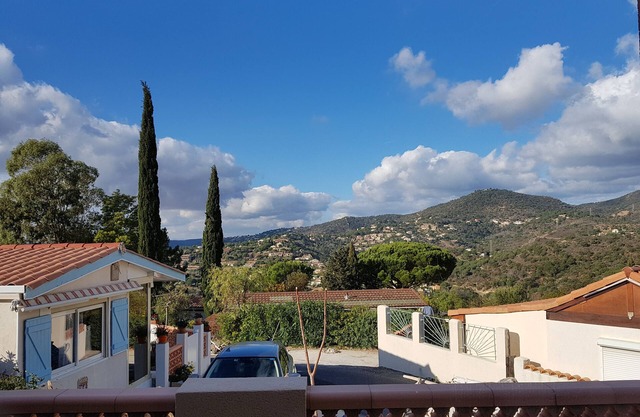 Charming house in Lavandou-swimming pool at Domaine des Maurels