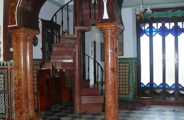 CHARMING HOUSE TEBA