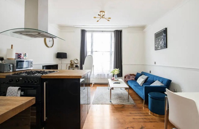 Charming London Apartment Near Hyde Park