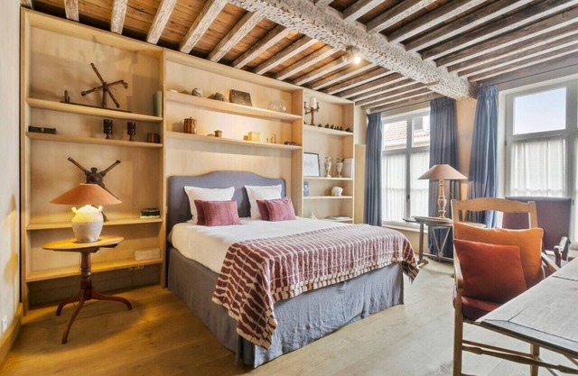 Charming & luxe apartment in medieval Bruges