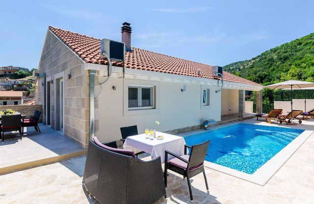 Charming Mokosica Villa | 3 Bedrooms | Villa Tranquility Nest Beniva | Private Pool | Partial Sea Vi