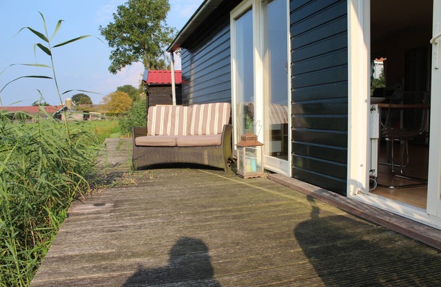 Charming place in green on dike in Durgerdam (Waterland) near Amsterdam
