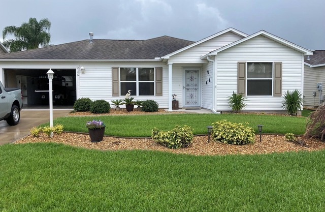 Charming Ranch with prime Location! Just west of Buena Vista Blvd between 466's