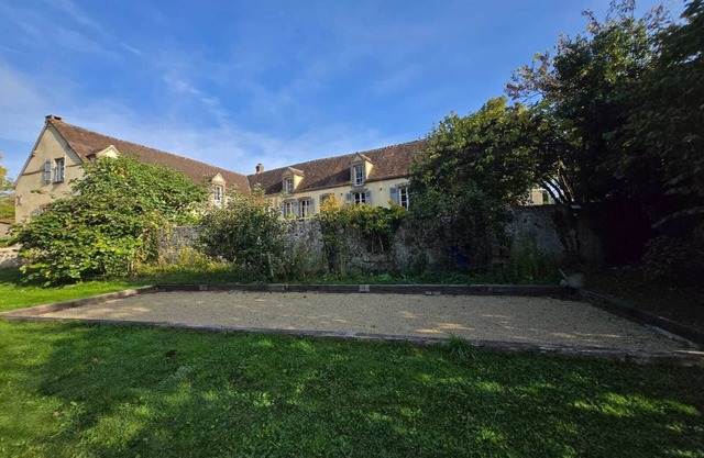 Charming renovation, nature, pond, authenticity