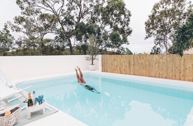 Charming Romantic Villa in Dreamy Burleigh Heads