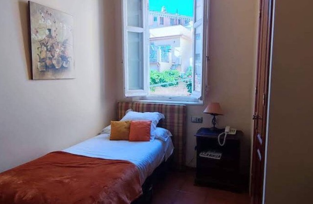 Charming room in Malaga | Wifi
