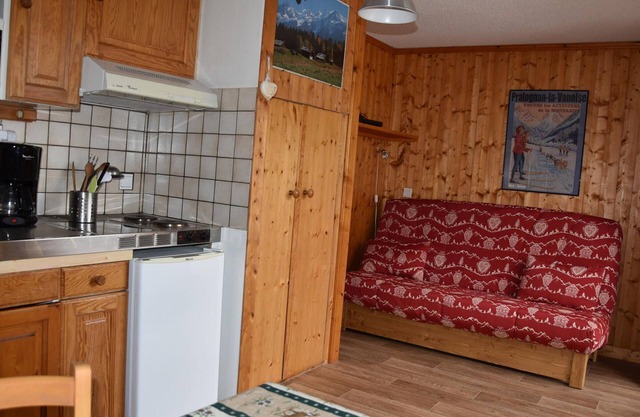 Charming studio in the center, near shops and cable car