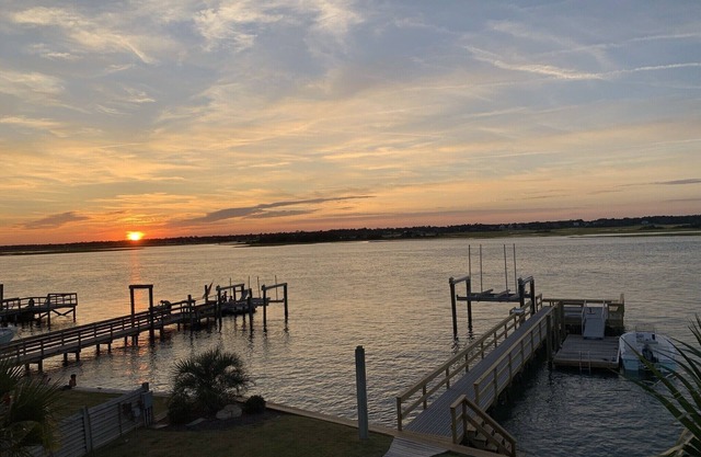 Charming soundside home with private beach & dock