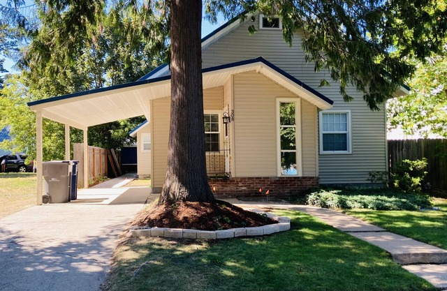 Charming South Sandpoint Family Vacation Rental