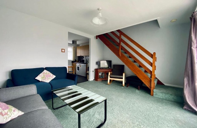 Charming Spacious 3-bedroom Beach Holiday House, Norfolk