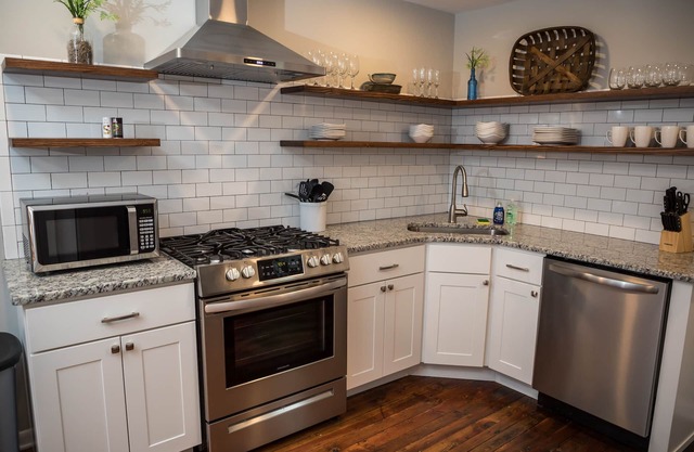 Charming, Spacious East Side home w/free parking
