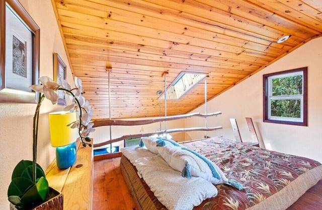 Charming tiny home w/heated floors 5 min from Volcanoes National Park entrance