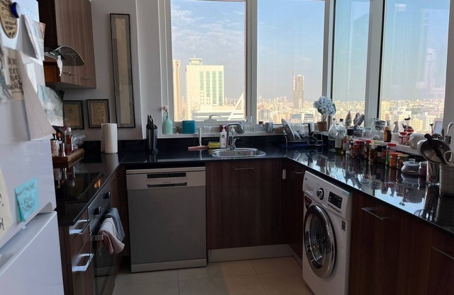 Charming tower with 1 bedroom, WiFi, Gym, pool in the Middle of the Cityn