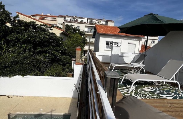 Charming villa 2 bedrooms swimming pool Wi-Fi air conditioning parking