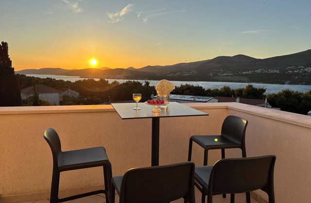 Charming villa LeANN with stunning garden