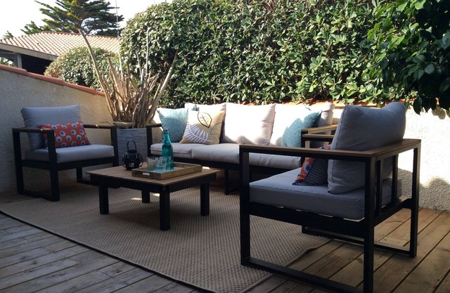 CHARMING VILLA PATIO IN A RESIDENCE WITH SWIMMING POOL 300M FROM THE OCEAN