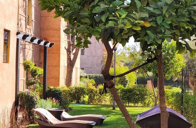 Charming Villa Retreat: Serenity & Style