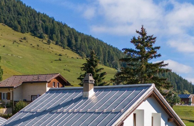 Chasa Arquint: Abitaziun Emil - Ideally located, cozy 2.5-room apartment with a view of Sent