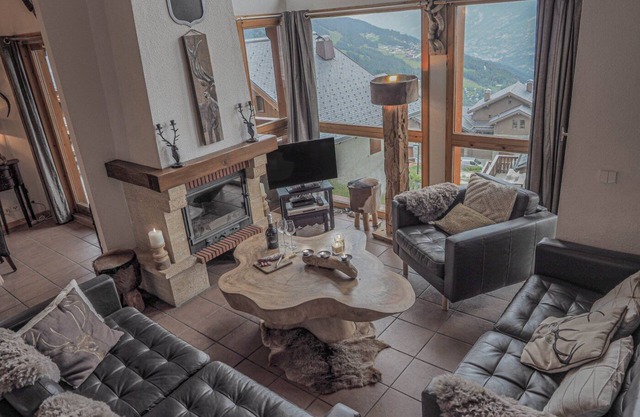 Chateau Doggestein is a charming 8 person chalet in the Bellecote chalet Park