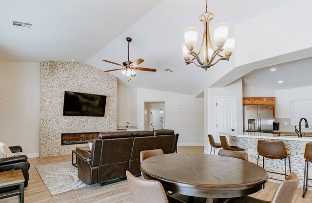 Cheerful 4-bedroom home