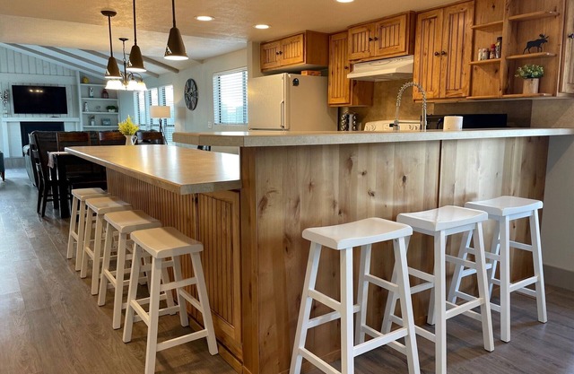 ⭐ Cheerful 5 bedroom home with amazing views ⭐