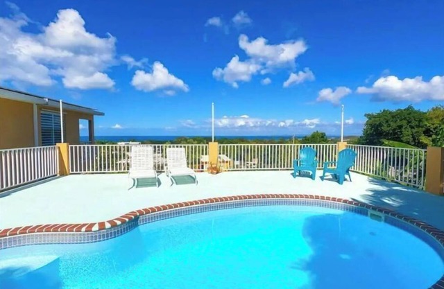 Cheerful Home with Gorgeous Ocean Views and Pool