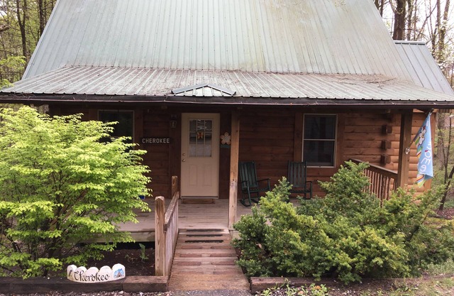 Cherokee Family Cabin