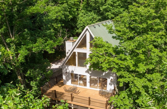 Cherokee Hideaway (Dog-Friendly)