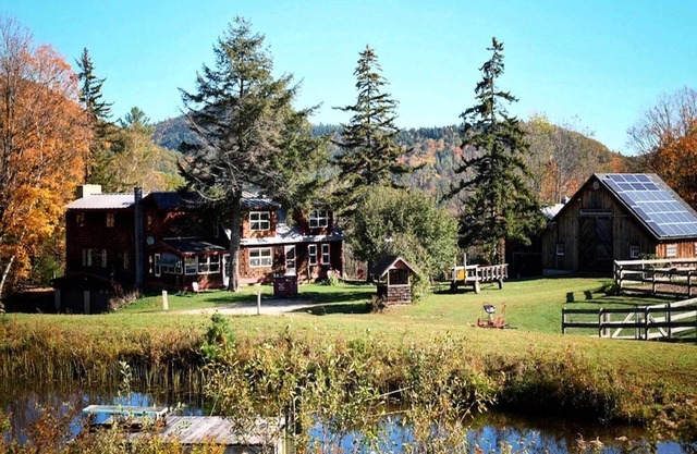 Chester Farmhouse on 100 Acres, 15 Min to Okemo!
