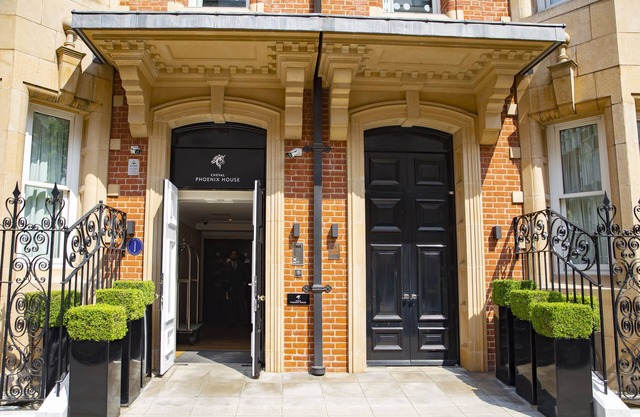 Cheval Phoenix House at Sloane Square