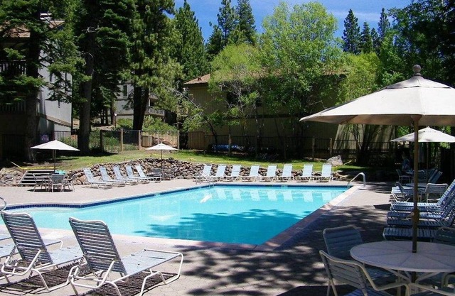 Cheyennes Place by Lake Tahoe Accommodations