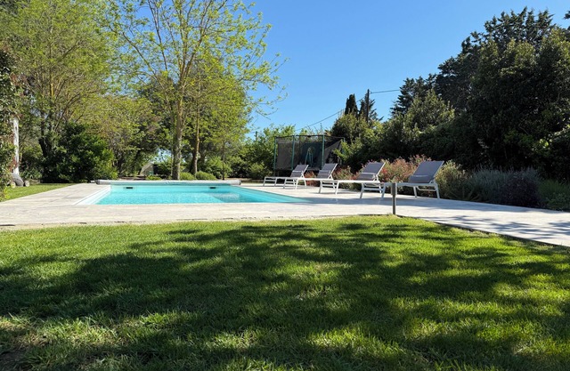 Chez Madame Paulette Villa with swimming pool and spa 15 minutes from the sea