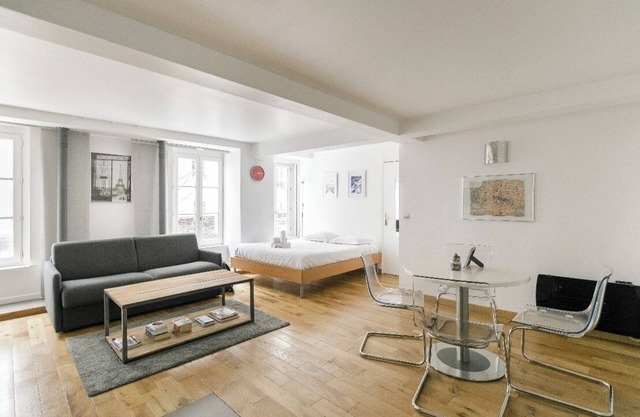 Chez Marcel 50m2 center Pompidou/hôtel de ville/châtelet Les Halles