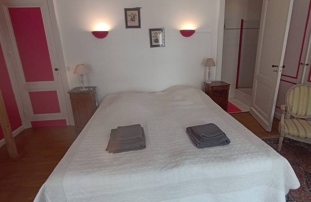 Chez Martin, Détente à Bordeaux