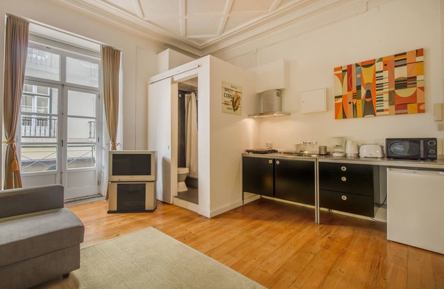 Chiado Balcony Apartment