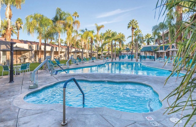 Chic 1-bedroom in Pleasant Palm Springs