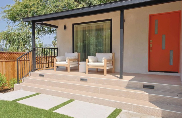 Chic 2B2B Apt w City Views near Sunset Blvd