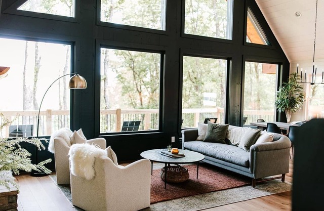 Chic 4BR Designer Cabin | Hot Tub Views Fire