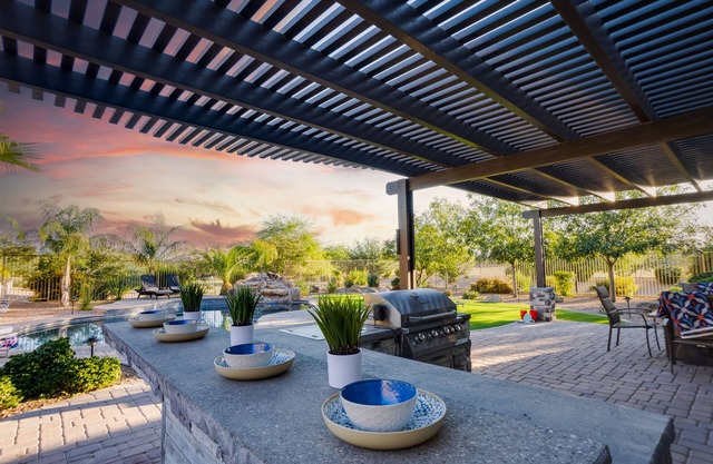 Chic and Cozy Retreat w/Heated Pool, Stay long, Save more