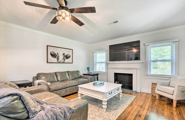 Chic Charlotte Retreat < 3 Miles to Downtown!