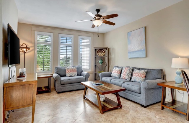 "Chic Coastal Vibes: 1BR | 1BA, Stylish Interiors" at Sandestin Golf and Beach Resort!
